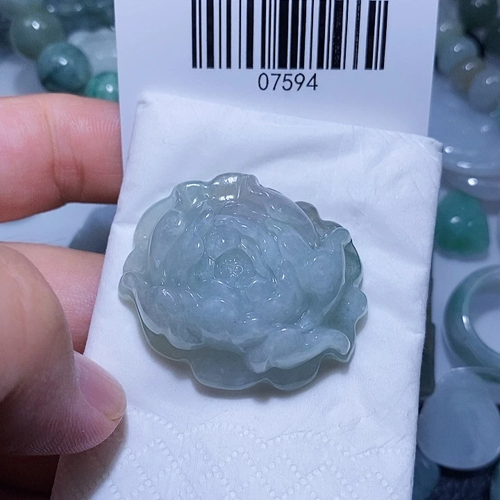 翡翠未镶嵌颈饰天光墟翡翠市场现金代购