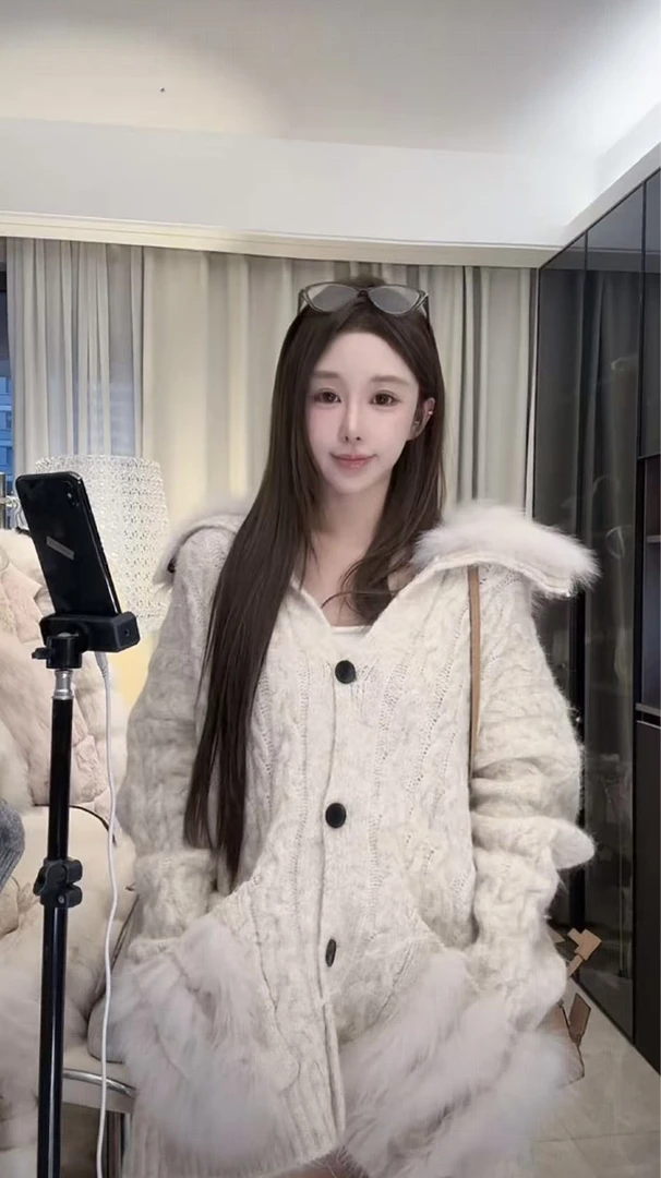 【文琪专属】Yo家2025毛衣狐狸毛休闲百搭女新款