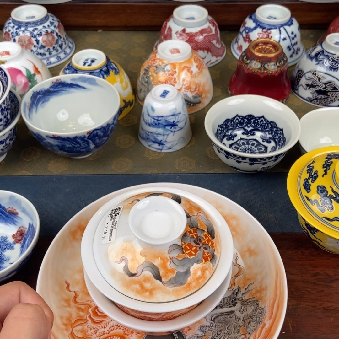 ?**哒陶瓷艺术家的作品是什么