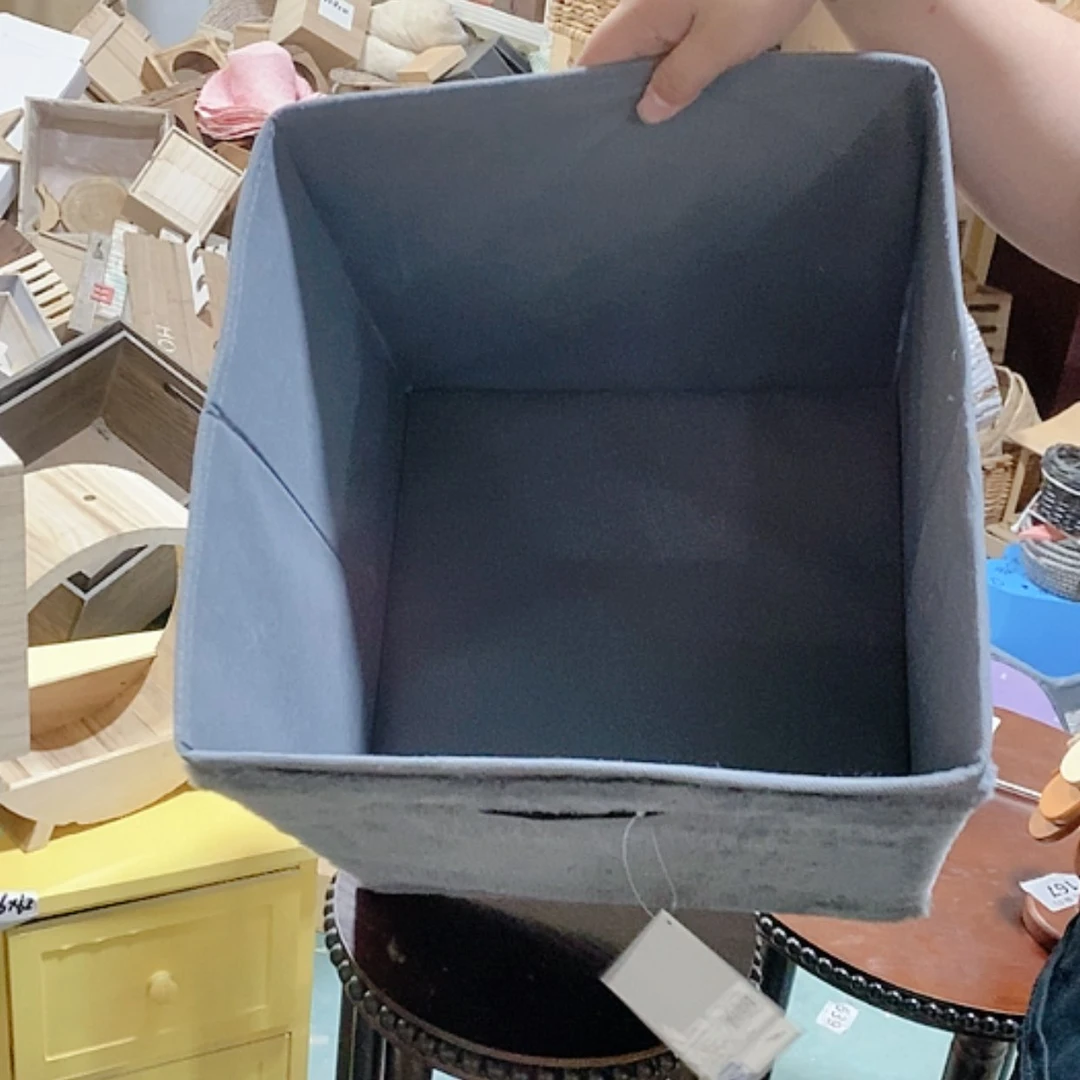 【闪购商品】塑料这是编号046