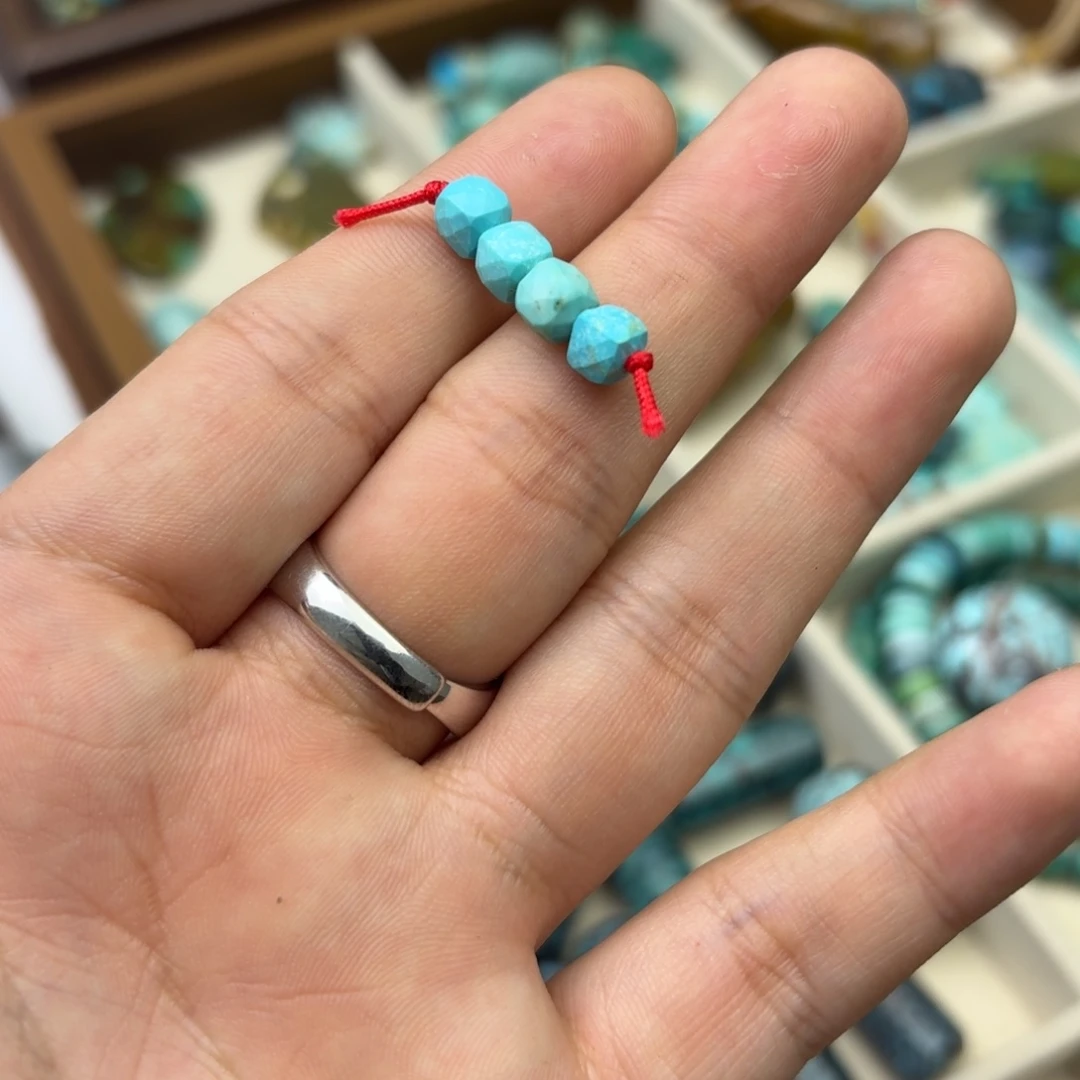 南红玛瑙未镶嵌绿松石