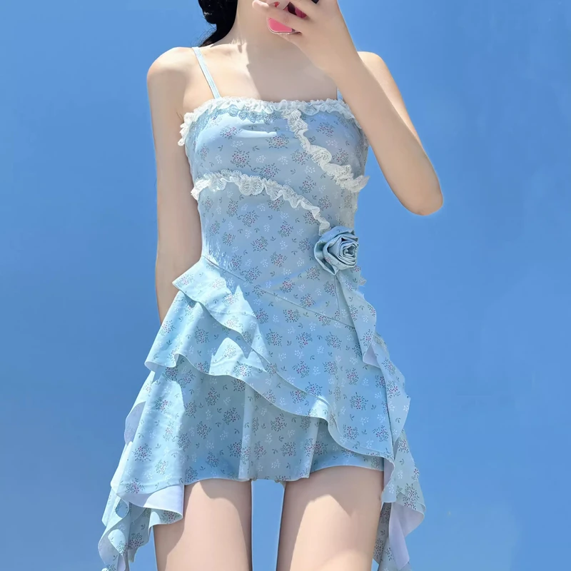 2025新款蕾丝花朵泳衣女甜美少女小胸保守显瘦纯欲游泳衣女士遮肉