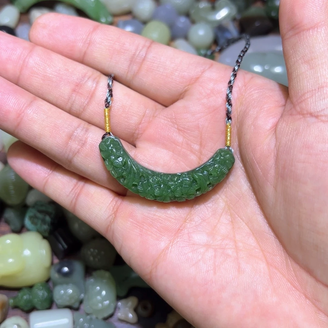 和田玉未镶嵌珠宝半成品