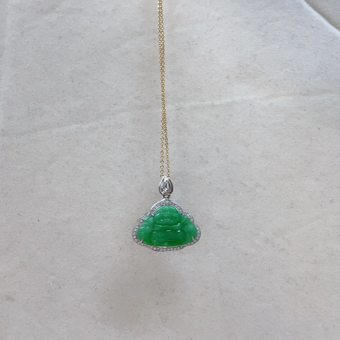 翡翠18K金镶嵌颈饰佛公