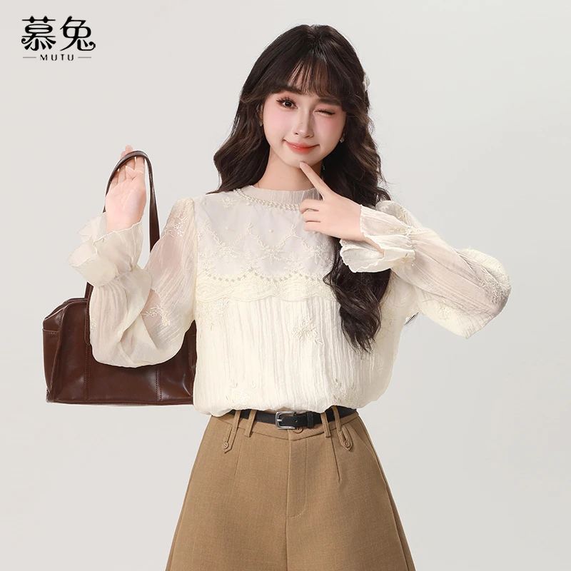 【粉丝专属】23763法式圆领长袖蕾丝打底衫女别致宽松长袖上衣