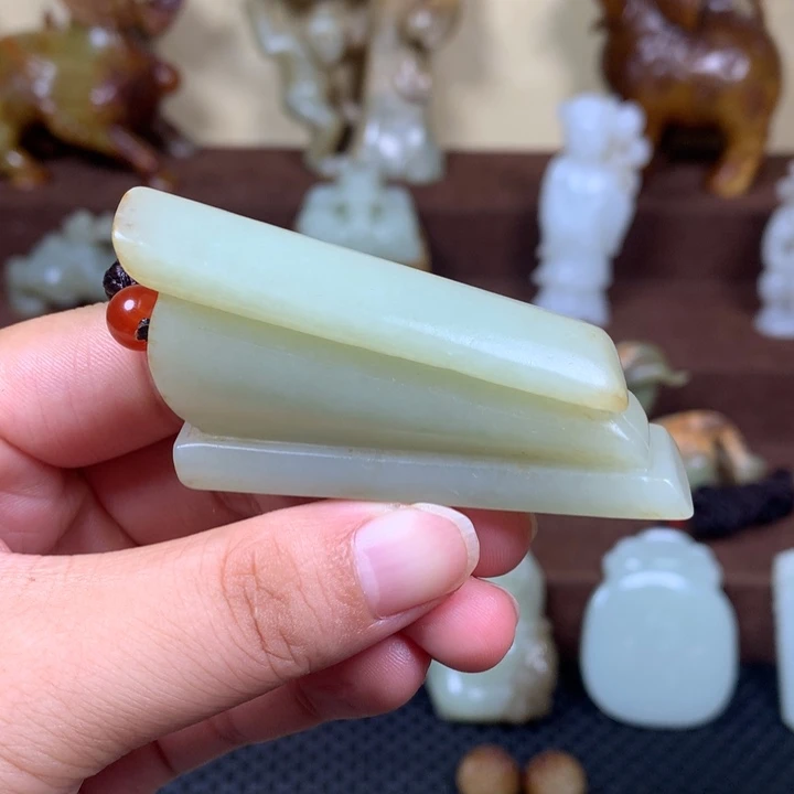 未镶嵌和田玉把件