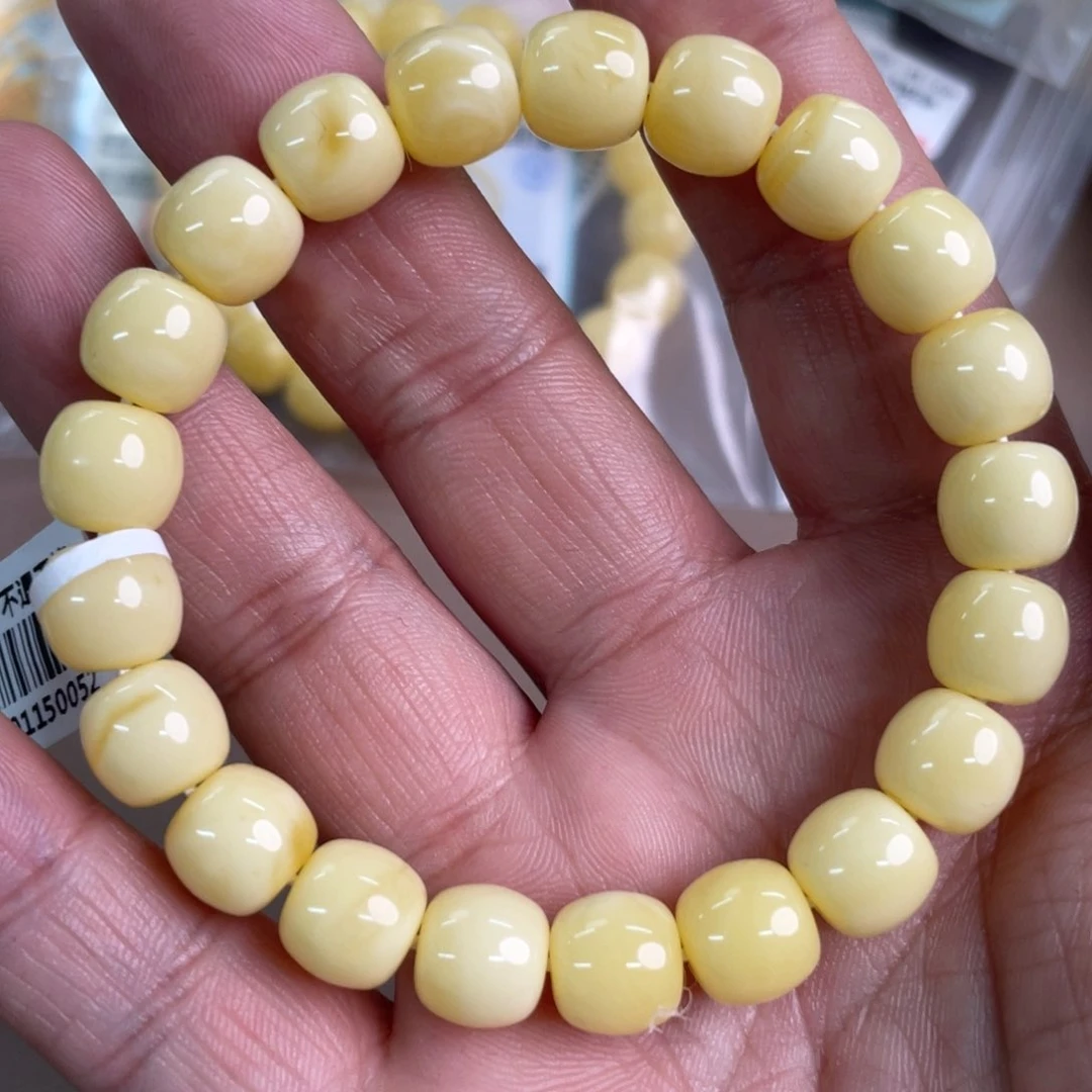 琥珀裸石未镶嵌17700000000