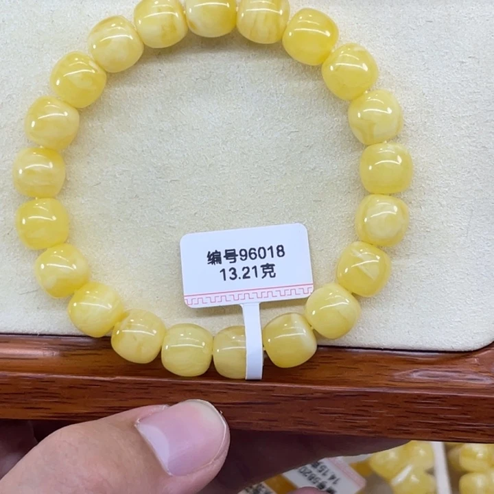 琥珀未镶嵌手链蜜蜡