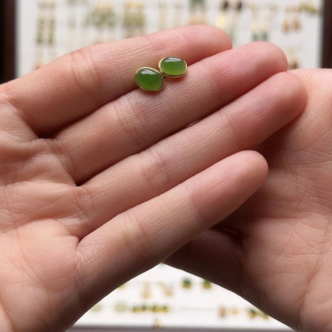 银S925镀金镶嵌和田玉耳饰