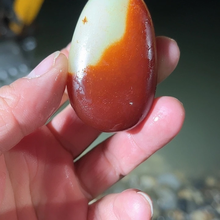 未镶嵌和田玉（糖玉）珠宝奇石