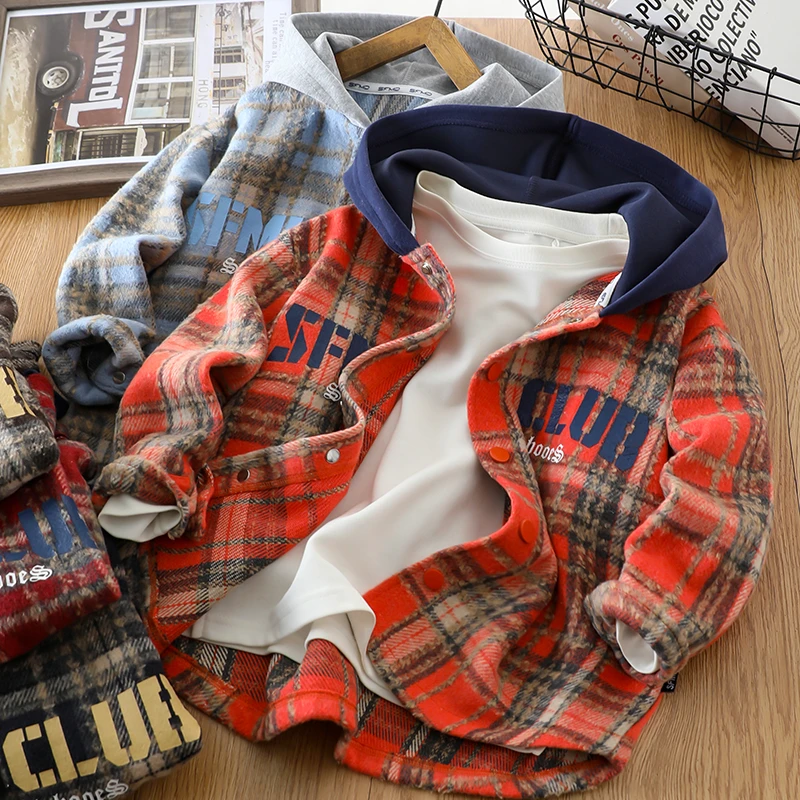 2025新款男童春款上衣儿童格子外套春秋款酷帅中大童连帽开衫春装