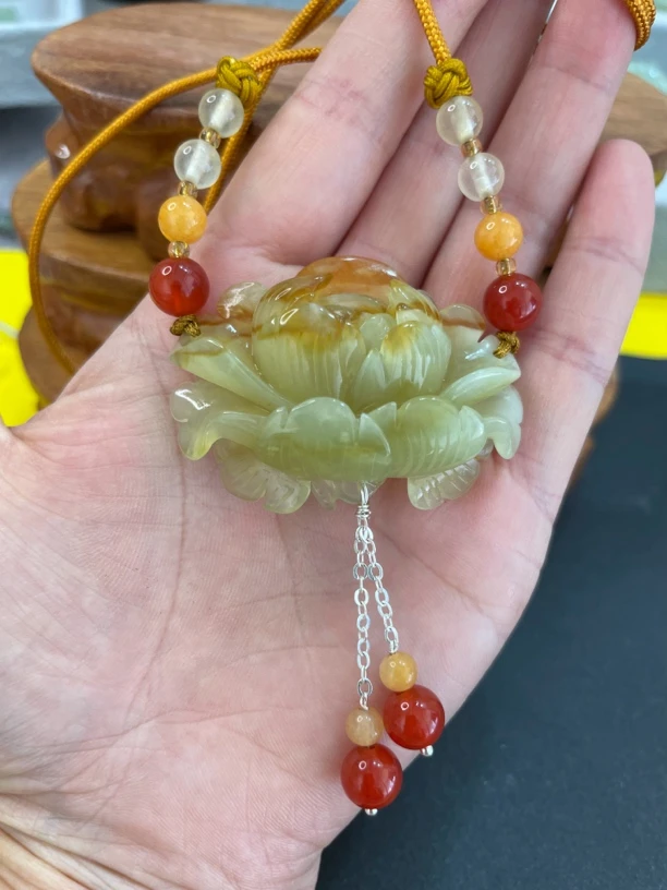 岫玉挂件天然玉石吊坠牡丹挂件花玉料玉吊坠毛衣链手工编织民族风