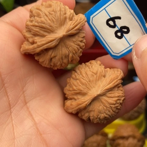 文玩核桃吊坠野生35