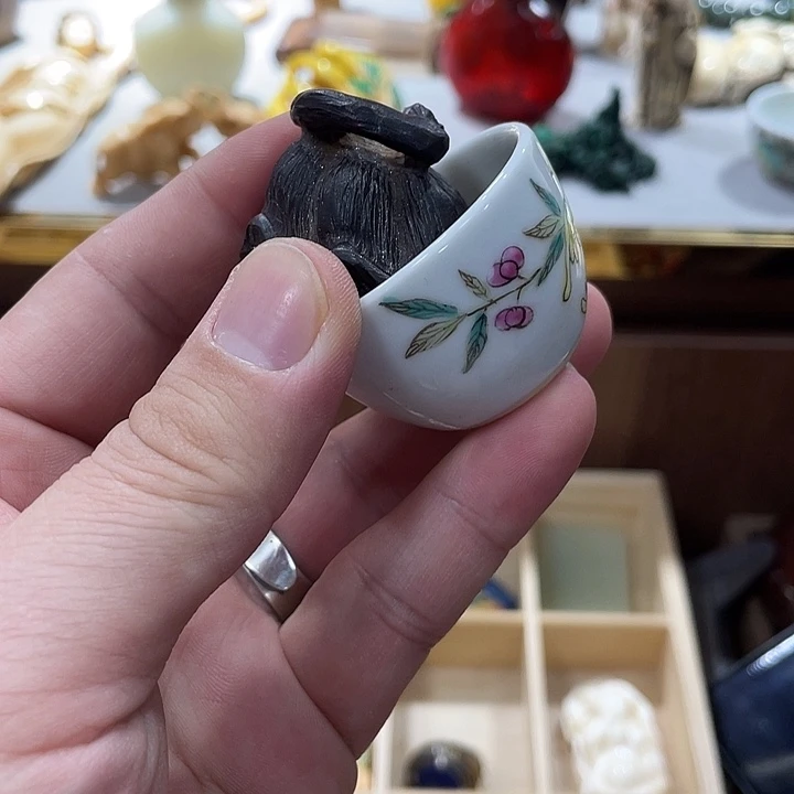 想***想瓷片精致雕刻工艺