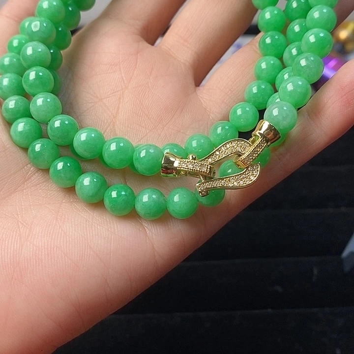 定制翡翠未镶嵌卡7.4豆绿色