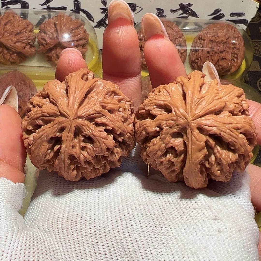 吊坠文玩核桃大粗筋异形座山雕