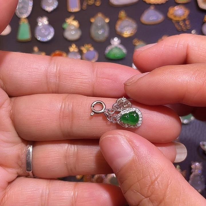 翡翠银S925镶嵌颈饰