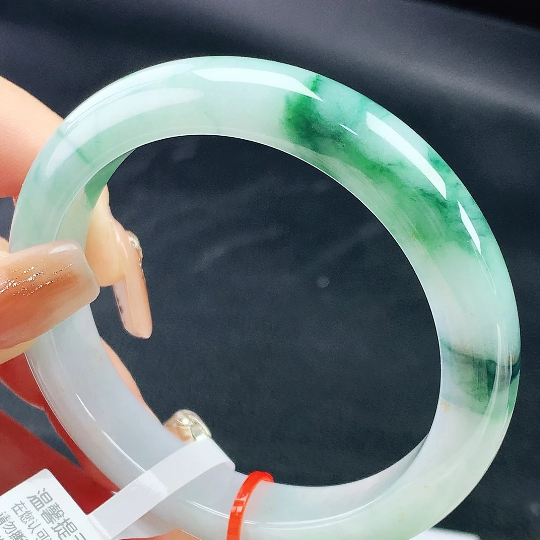 未镶嵌手镯翡翠58圈