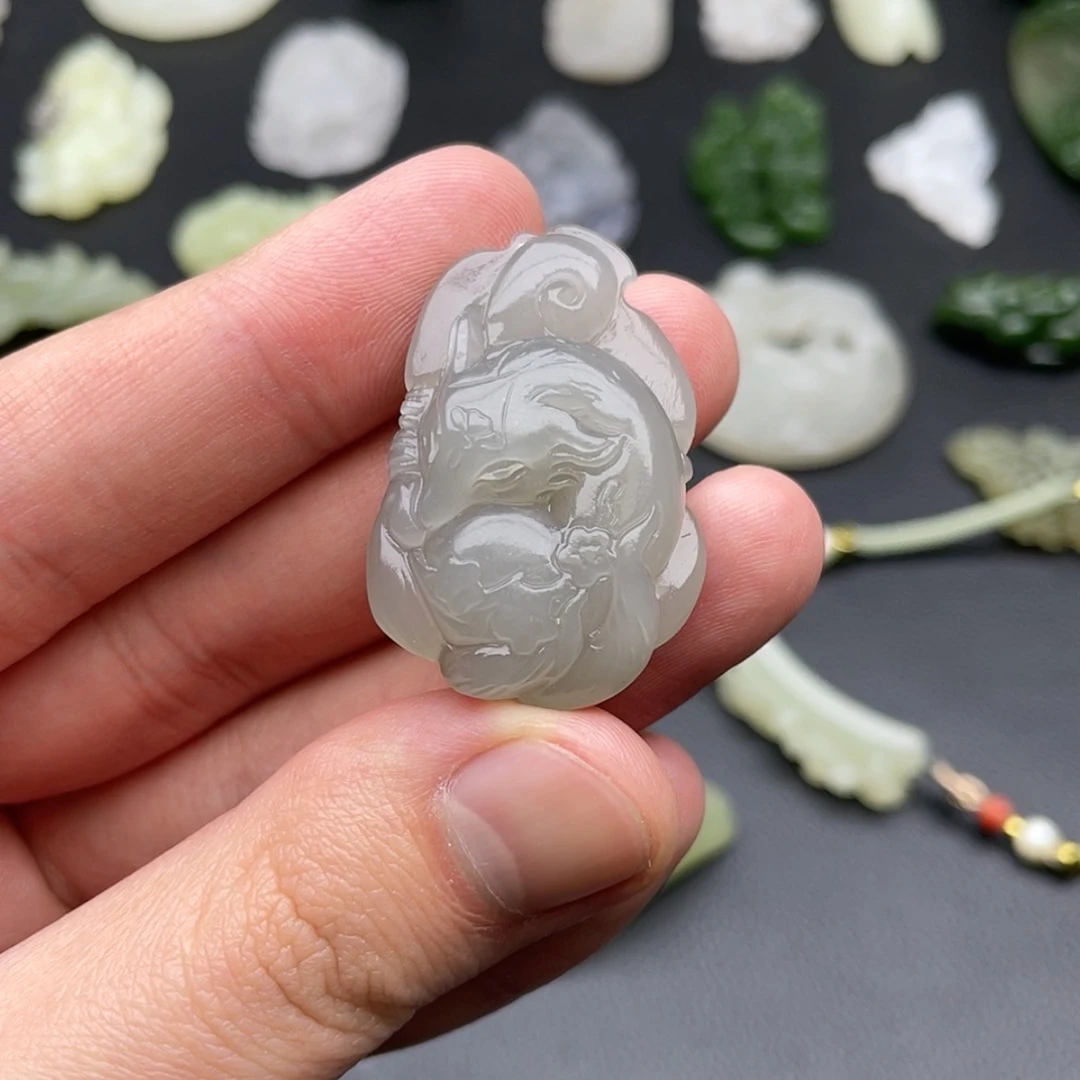 【闪购商品】颈饰未镶嵌和田玉