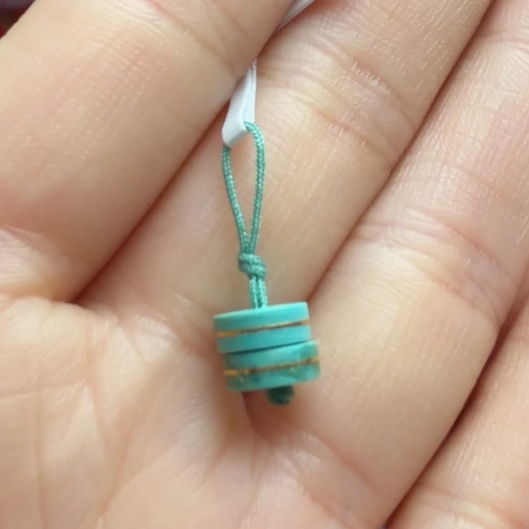 绿松石未镶嵌颈饰