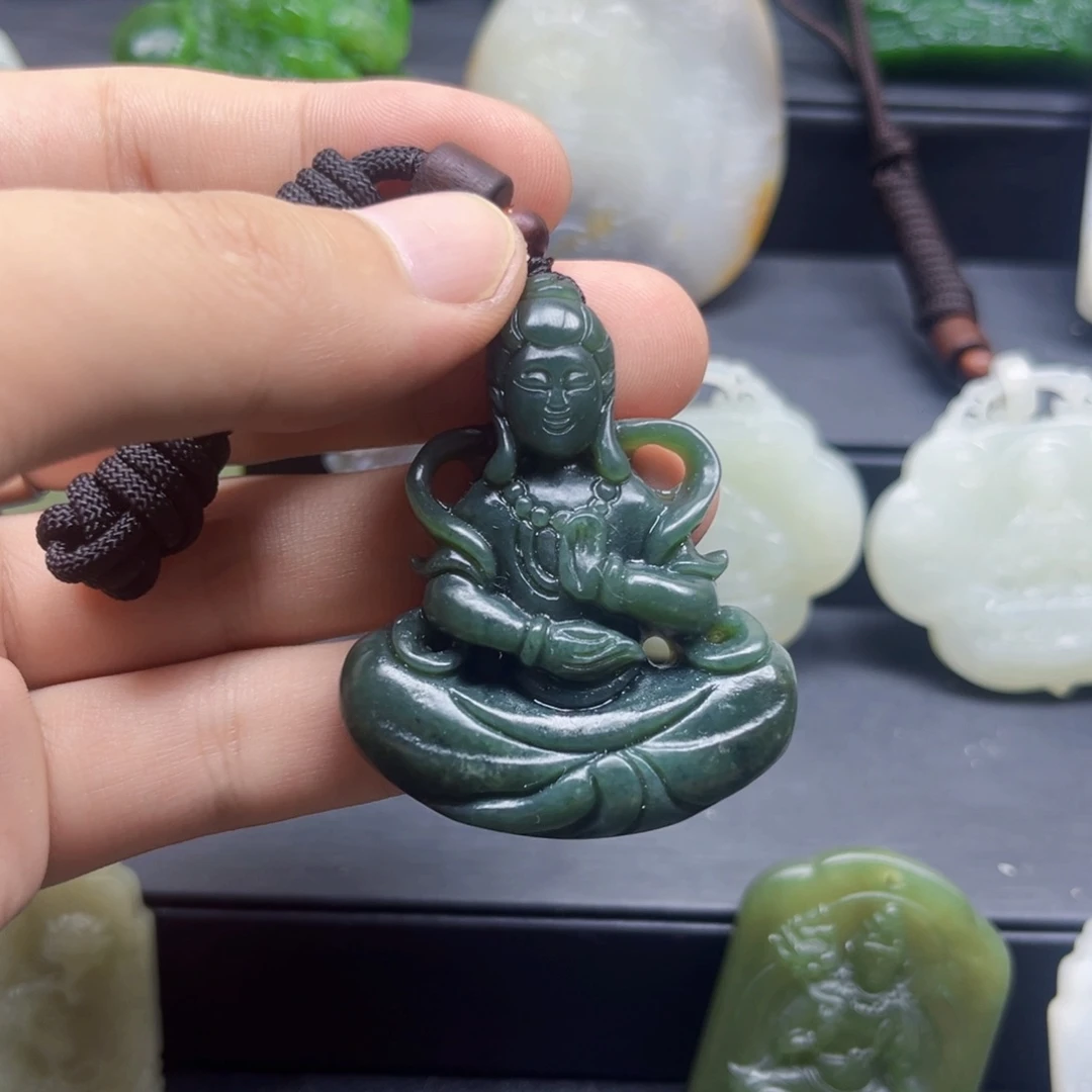 和田玉未镶嵌颈饰和田玉