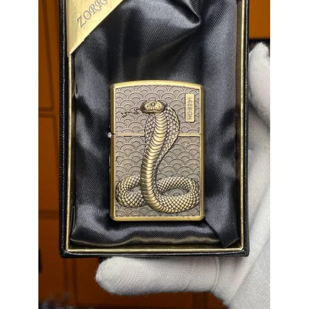 Zorro佐罗 盔甲双面浮雕盘蛇纯铜复古防风煤油打火机zk46-1