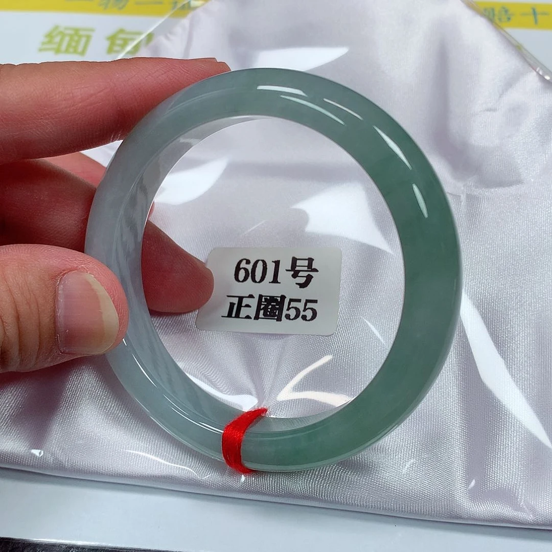 【闪购商品】翡翠手镯未镶嵌601号