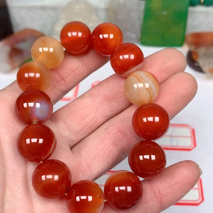 玛瑙/玉髓颈饰未镶嵌泈*