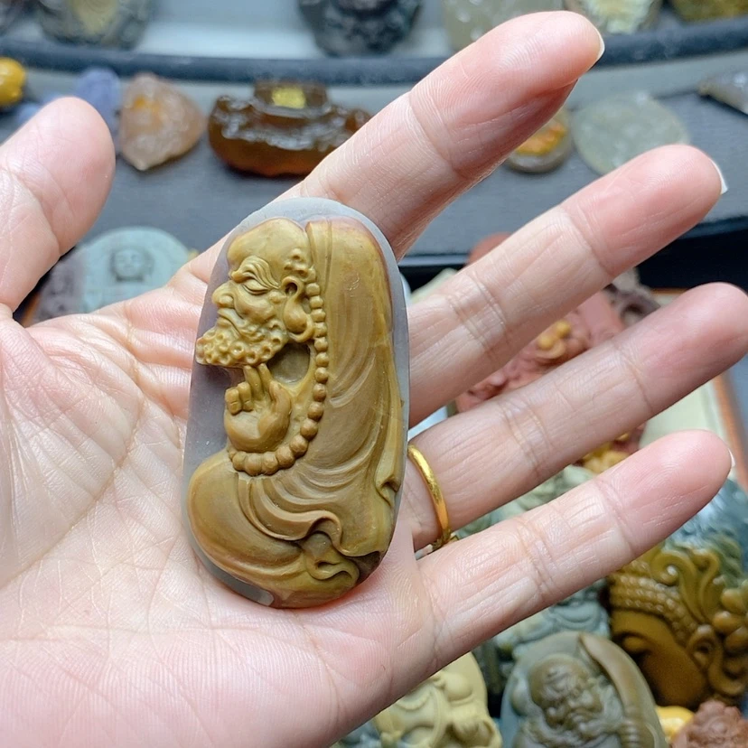 【闪购商品】定制石英质玉吊坠未镶嵌