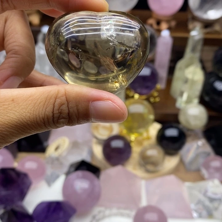 R***水晶摆件未镶嵌爱心