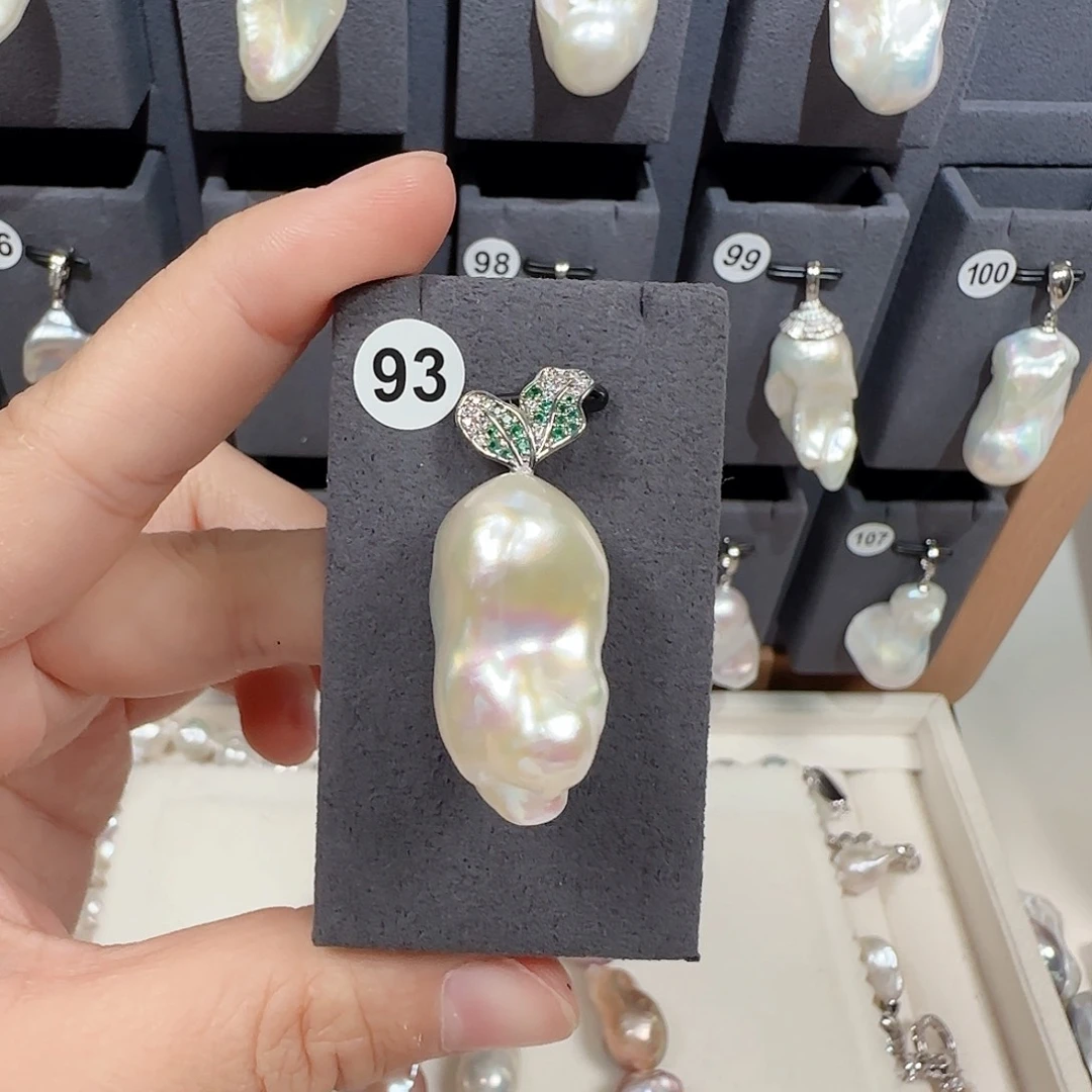 路***5未镶嵌淡水珍珠颈饰