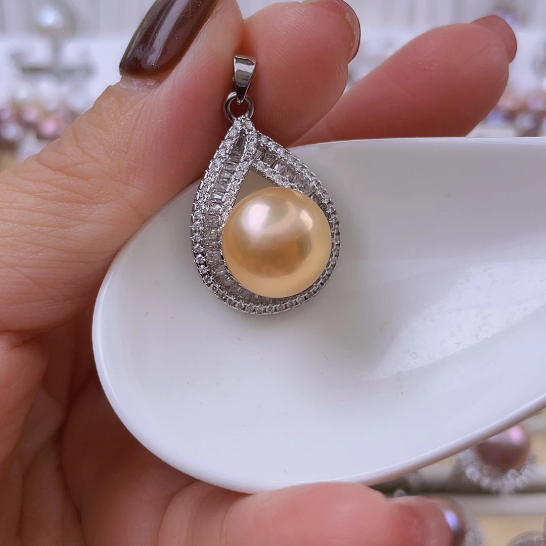 未镶嵌淡水珍珠吊坠(赠链)