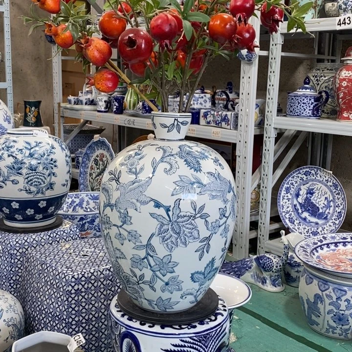 摆件手绘青花陶瓷花瓶