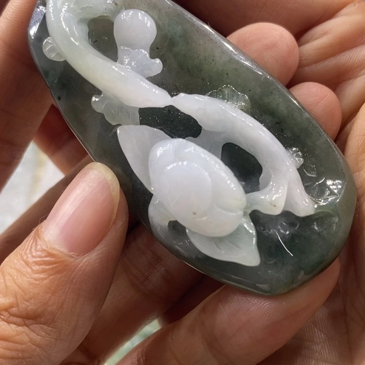 翡翠未镶嵌吊坠(不含链)小*1693