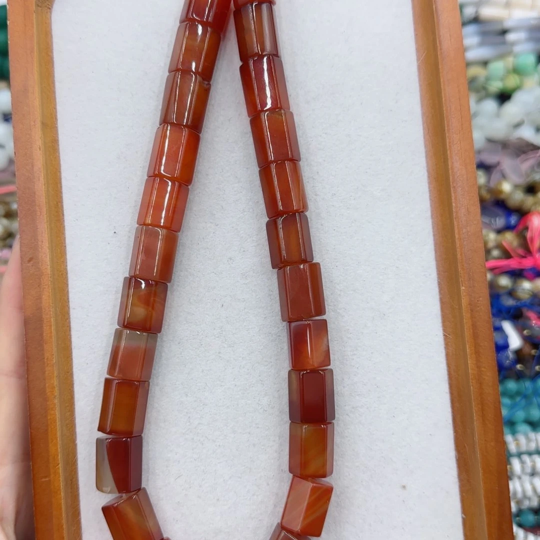 玛瑙/玉髓未镶嵌珠宝半成品红玛瑙六角圆柱一条12×16