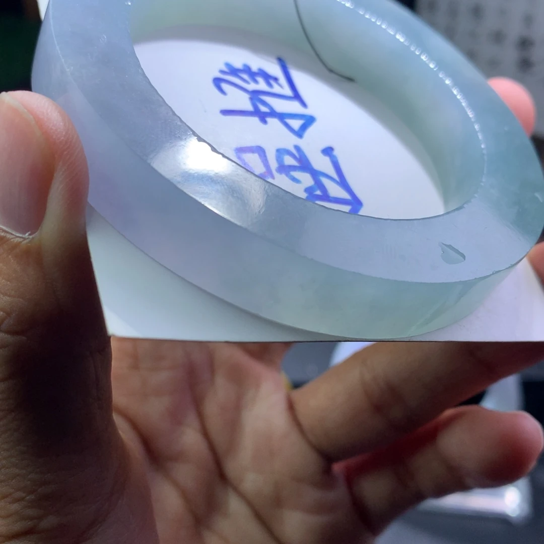 未镶嵌翡翠手镯定制翡翠