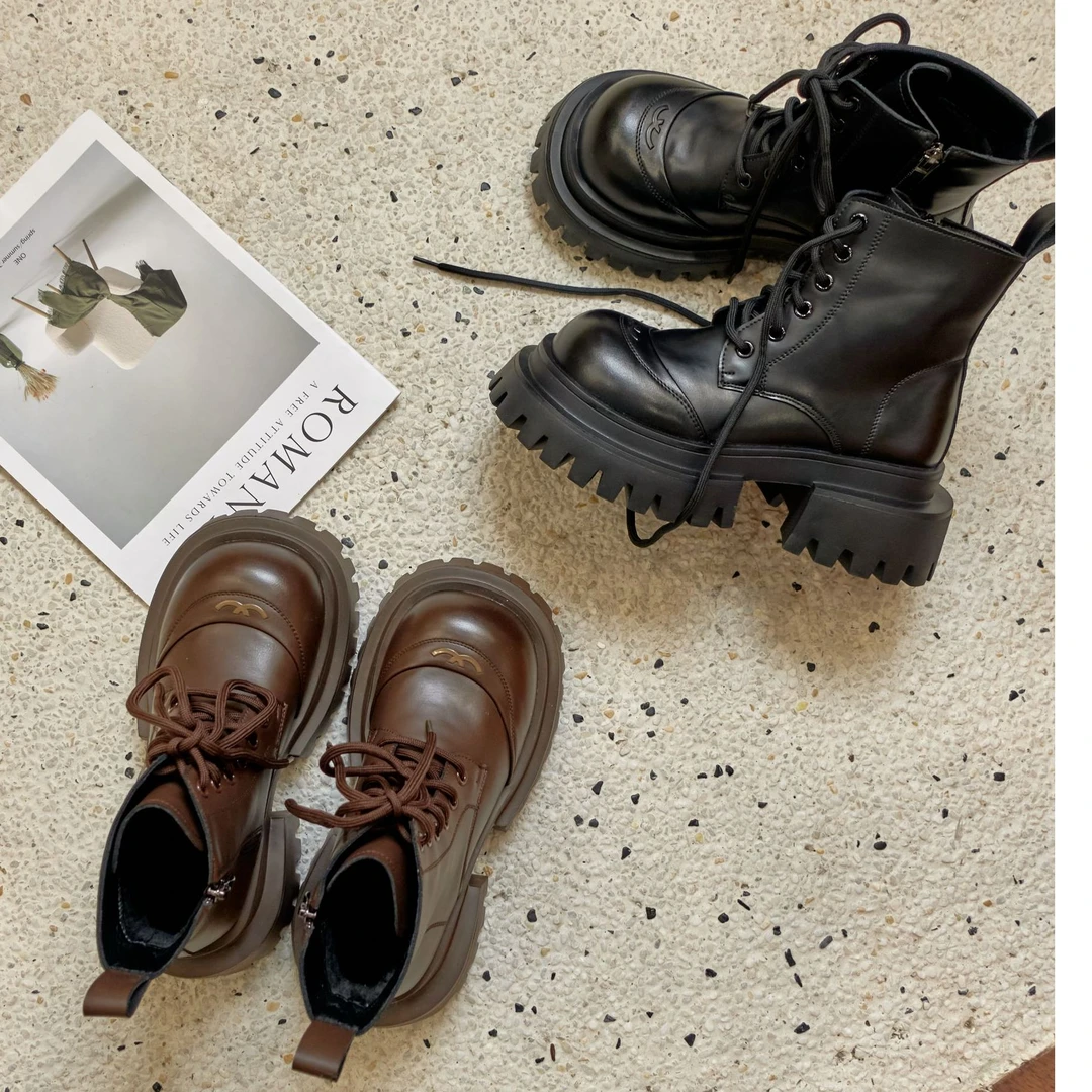 小小苏【小香】6CM新款短靴单里加绒款时尚英伦风厚底马丁靴