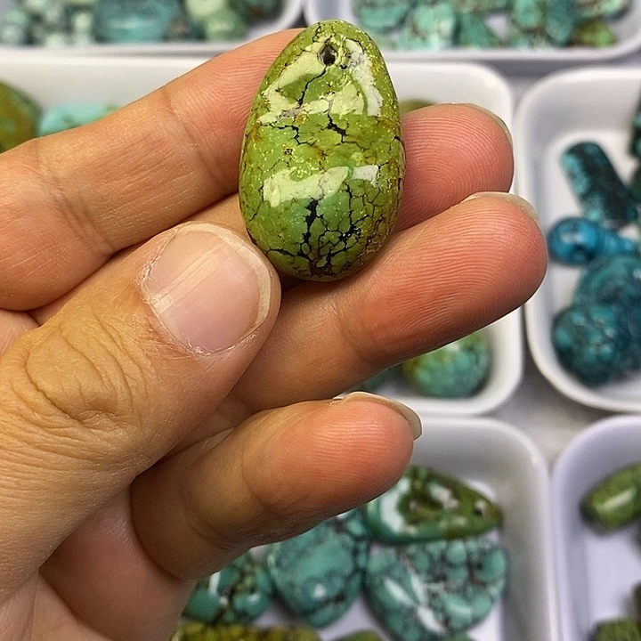 未镶嵌高瓷军绿随行吊坠