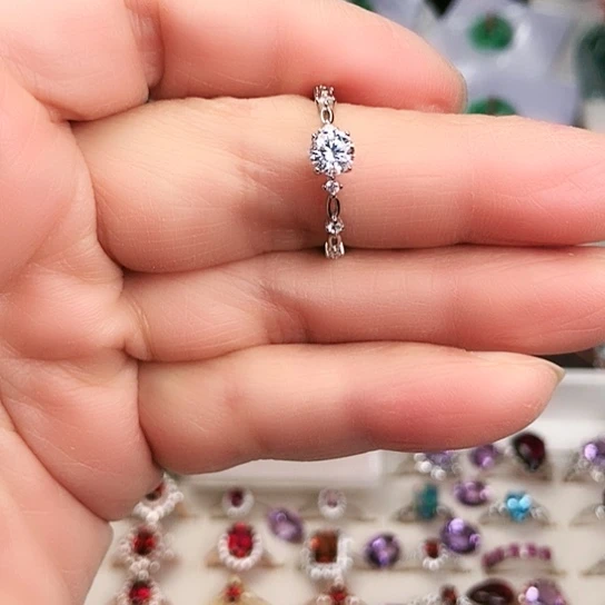 合成碳硅石（莫桑石）扳指铂Pt950镶嵌