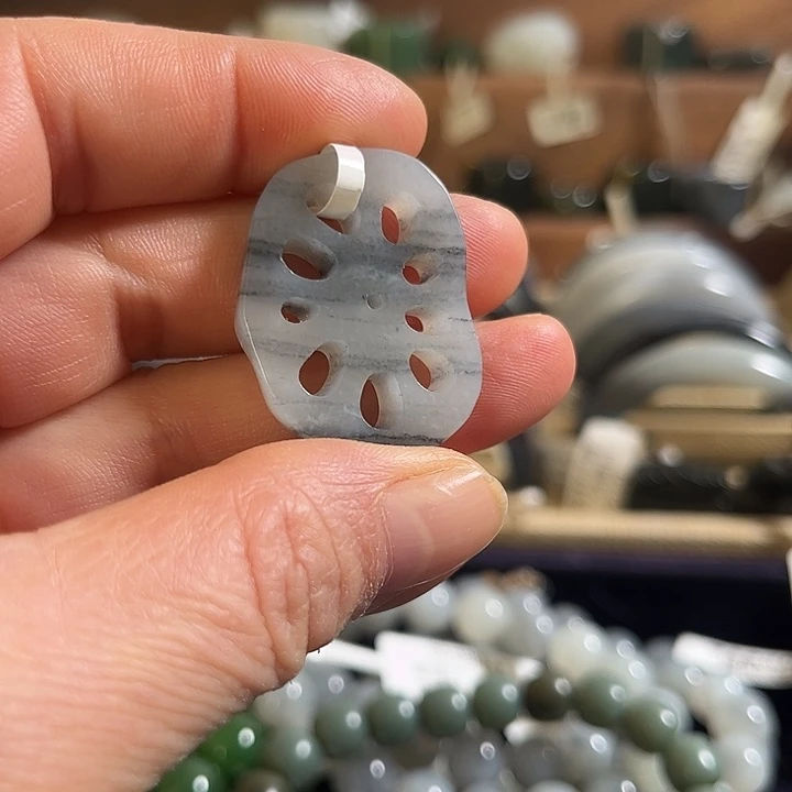 和田玉未镶嵌颈饰新疆和田玉青花籽藕片挂饰