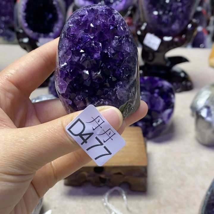 未镶嵌水晶大型摆件（非配饰）