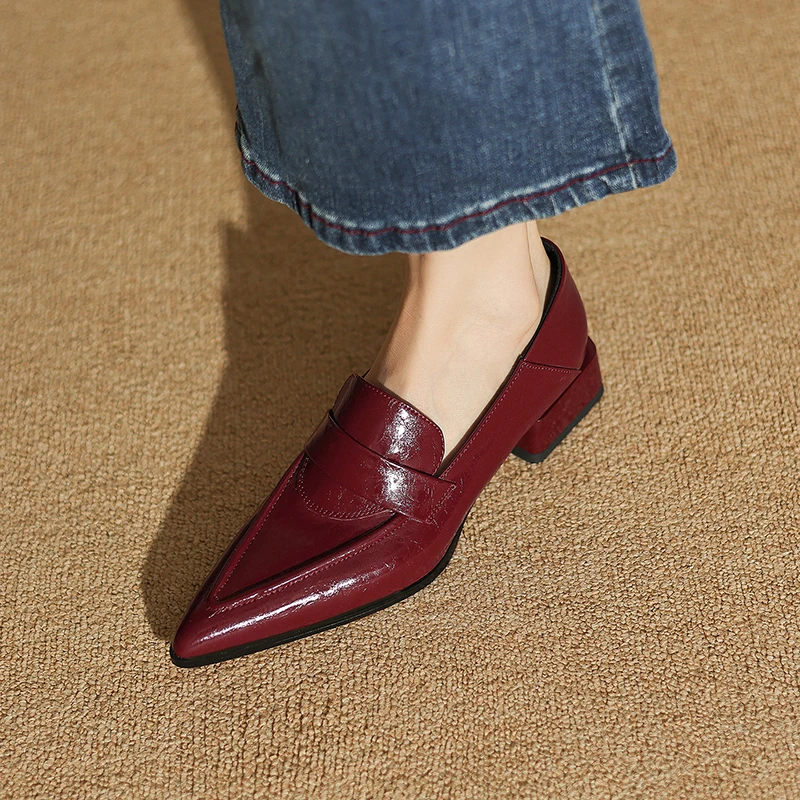 3.5cm英伦尖头深口乐福鞋粗跟四季百搭小皮鞋春秋新款黑色单鞋女