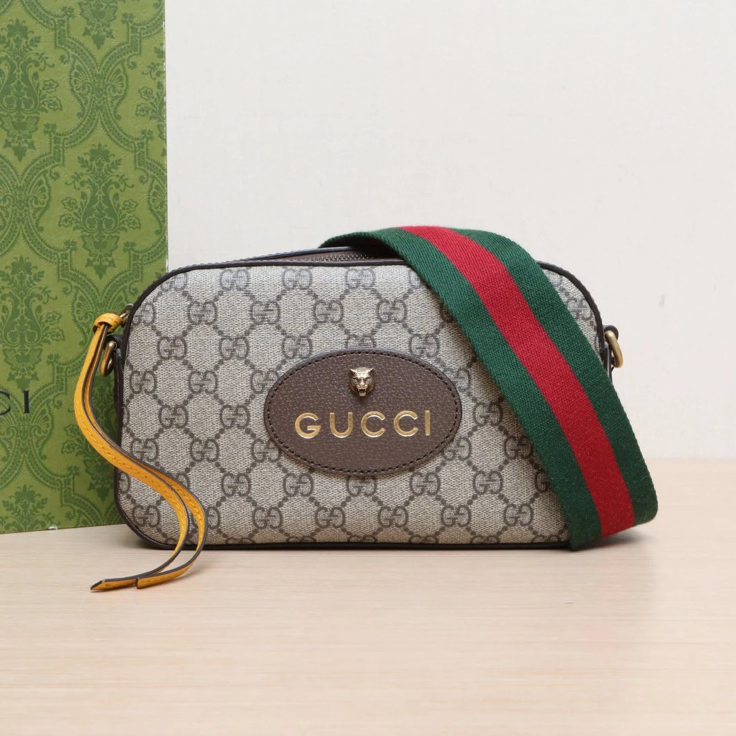 99新 GUCCI/古驰 Neo Vintage 虎头斜跨包 PVC 金扣 P225275324