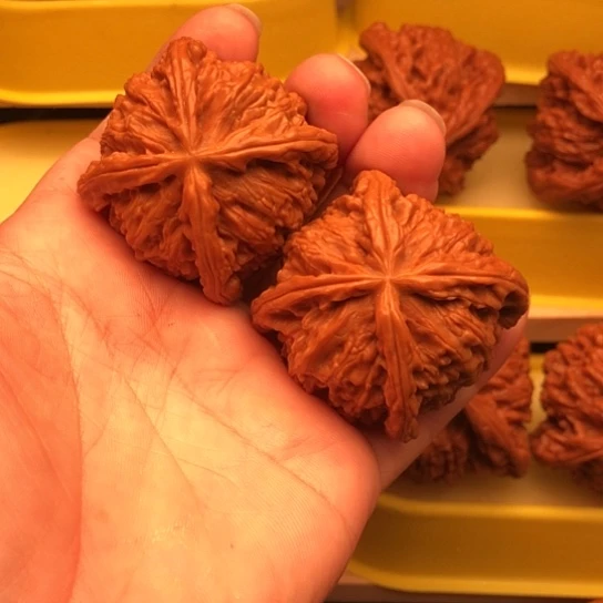 C***a文玩核桃吊坠核桃