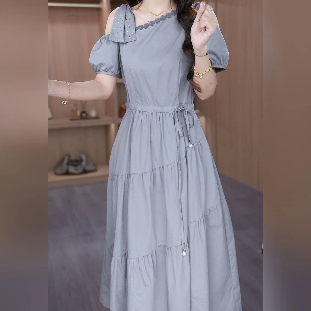 冰丝四面弹显瘦连衣裙2025夏季新款优雅遮肉时尚修身显瘦减龄裙子