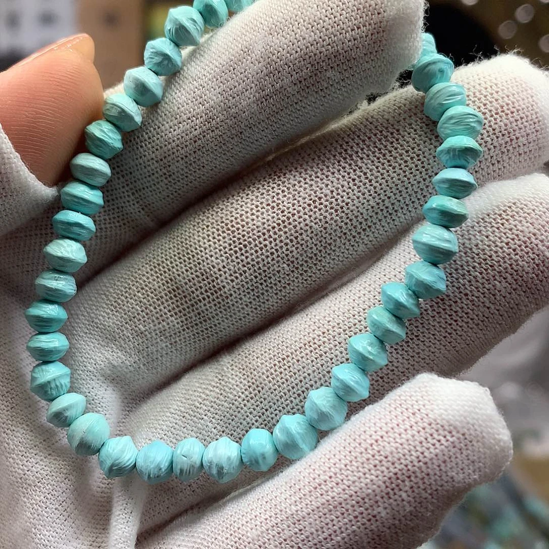 绿松石未镶嵌挂件