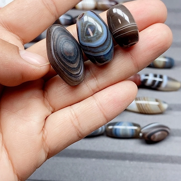 浅***笑玛瑙/玉髓合金珠宝半成品