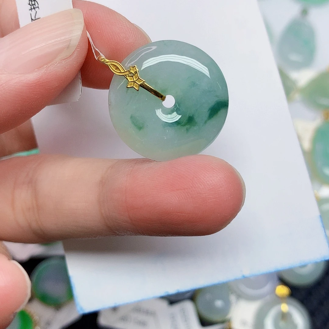 翡翠18K金镶嵌颈饰356788