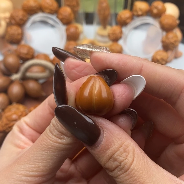吊坠橄榄核小屁桃