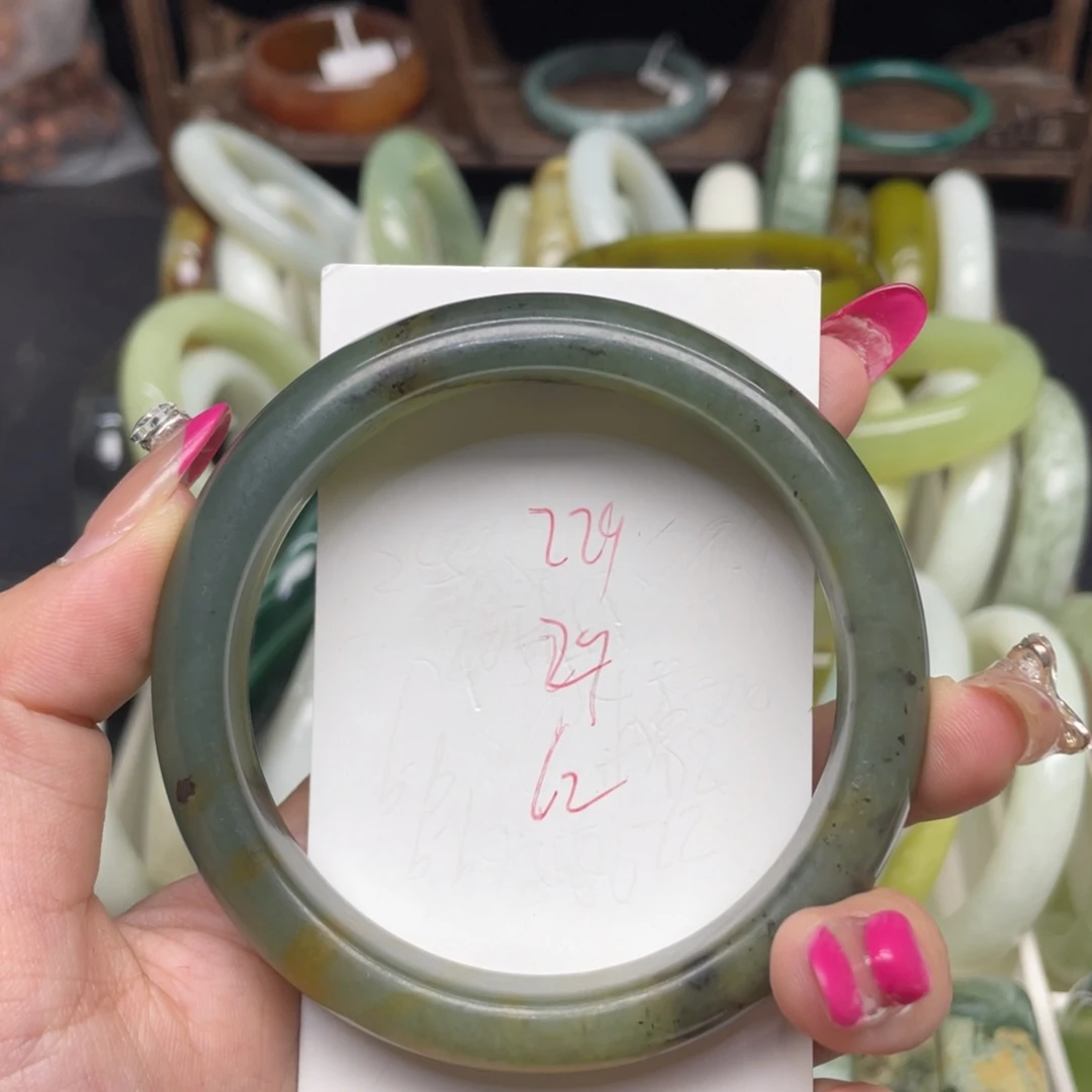 未镶嵌蛇纹石玉手镯